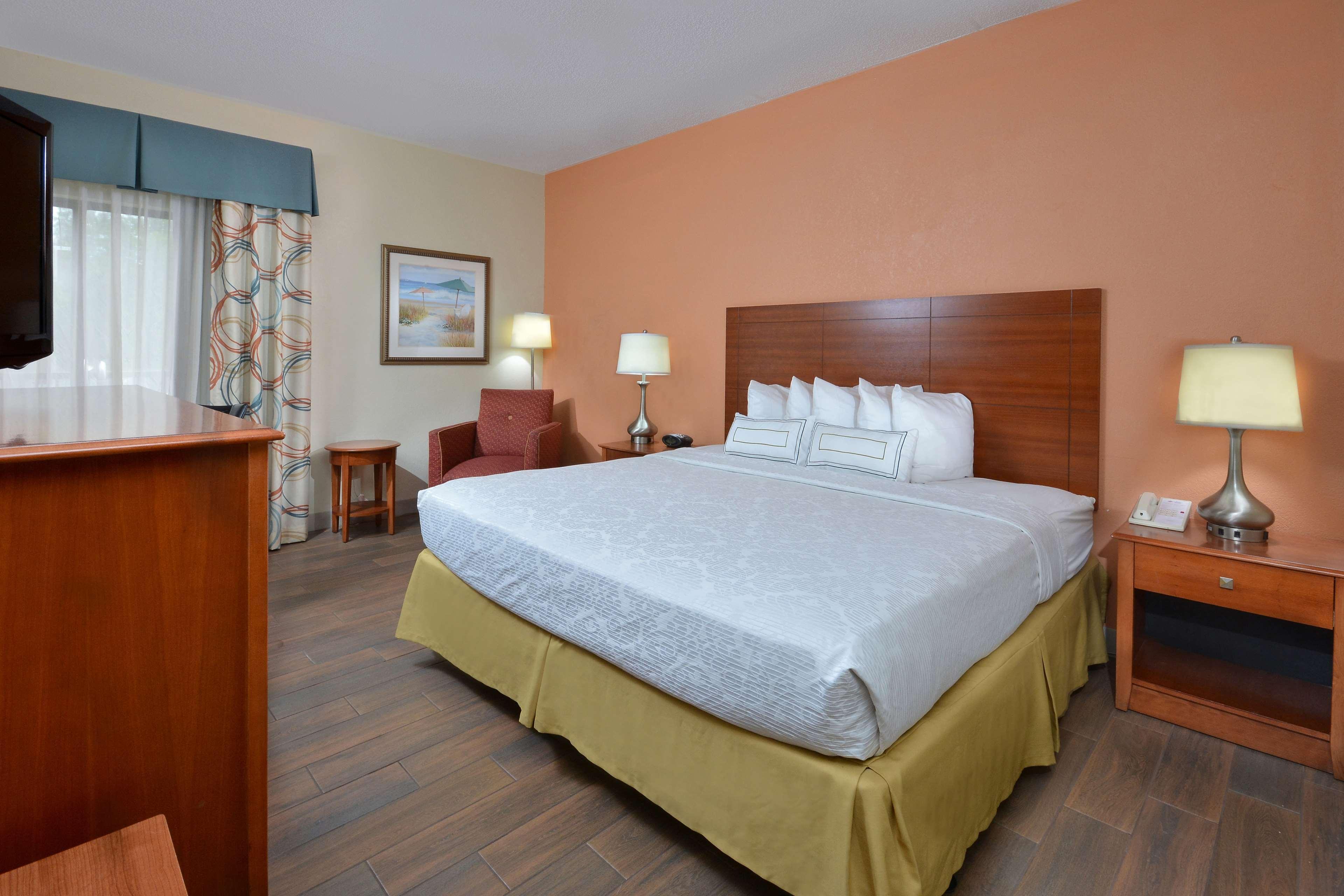 Best Western Plus Wilmington / Wrightsville Beach Exterior photo